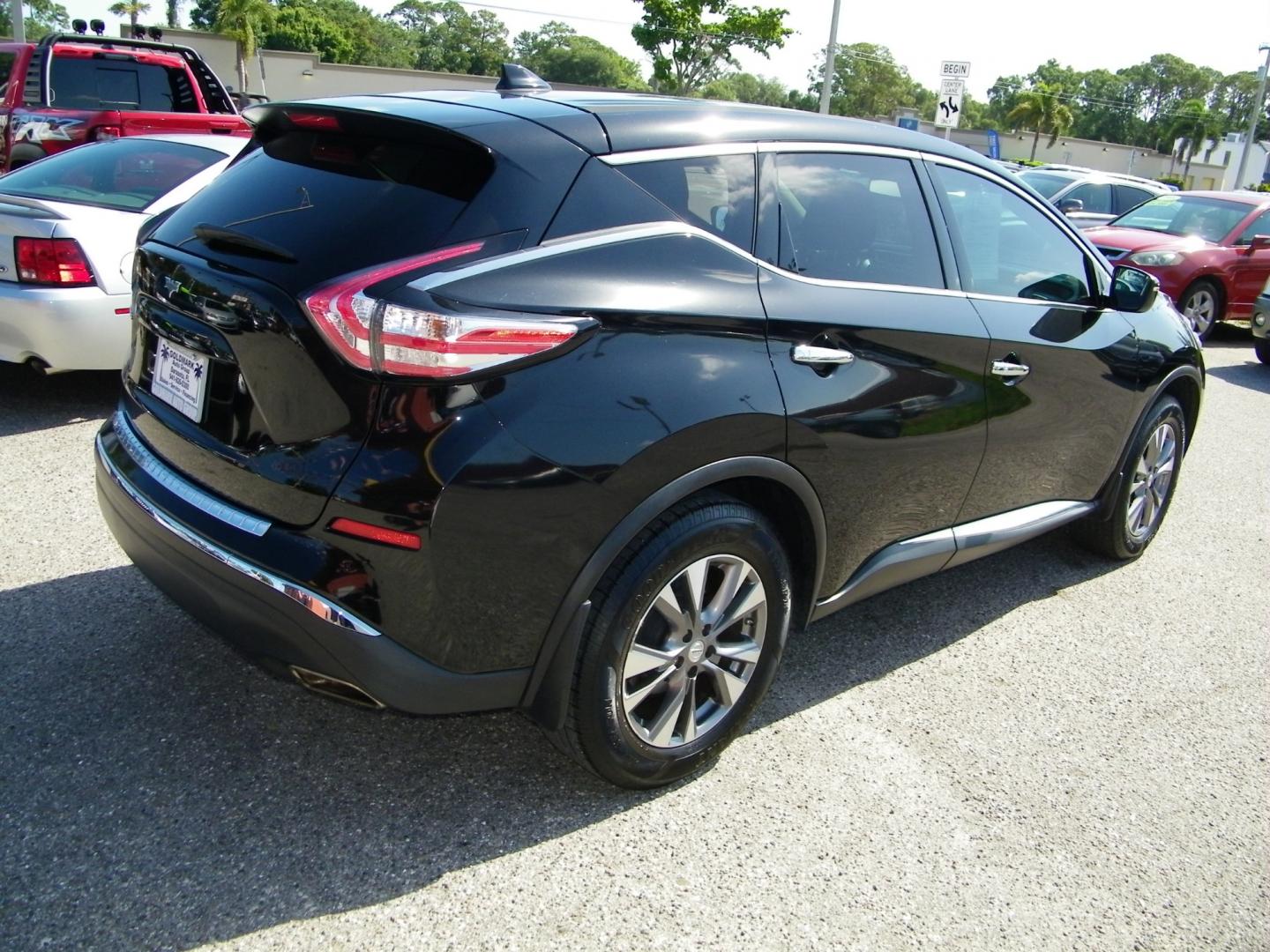 2018 Black /Black Nissan Murano S (5N1AZ2MG0JN) with an 3.5L V6 engine, Automatic CVT transmission, located at 4000 Bee Ridge Road, Sarasota, FL, 34233, (941) 926-0300, 27.298664, -82.489151 - Photo#6